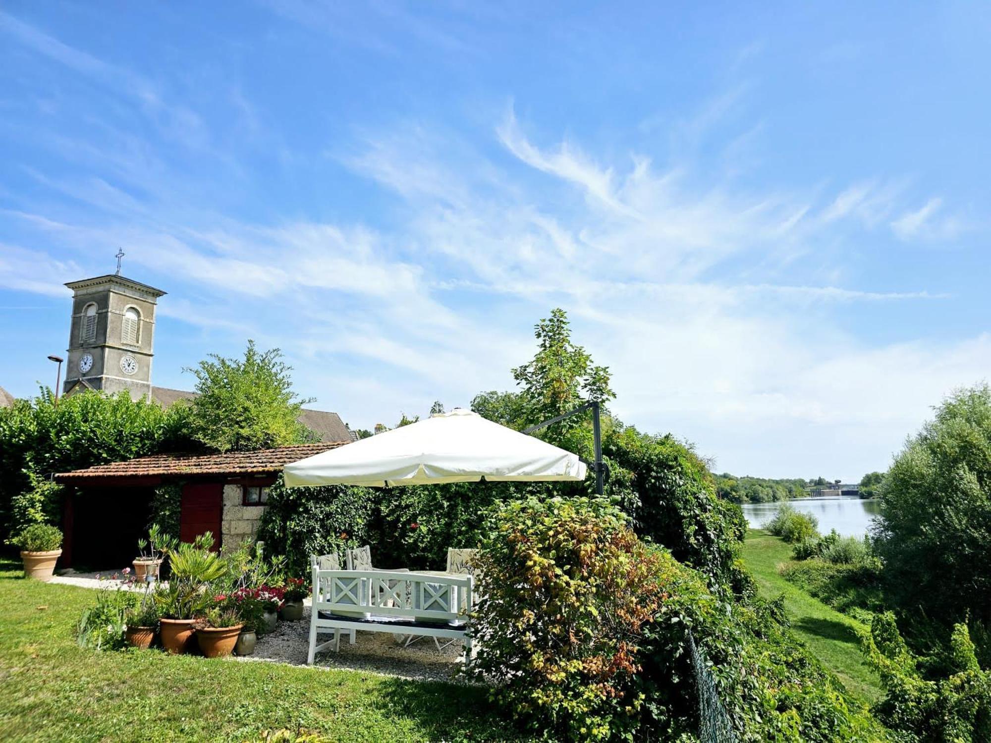 Jan'S Place In Burgundy Ecuelles  Экстерьер фото